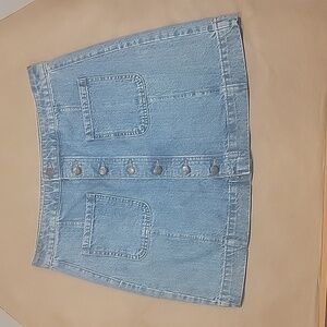 LOFT, Size 31/12 Button Down Denim Mini Skirt.  Gently Used Condition